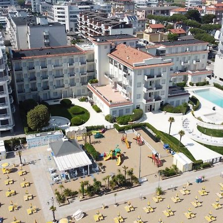 Bagni Miramare - Home Immobiliare Jesolo Buitenkant foto