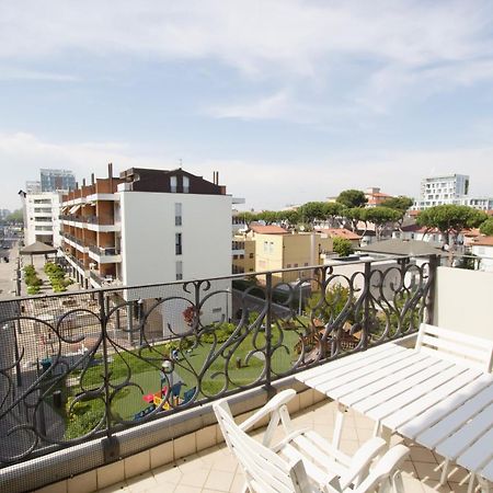 Bagni Miramare - Home Immobiliare Jesolo Buitenkant foto