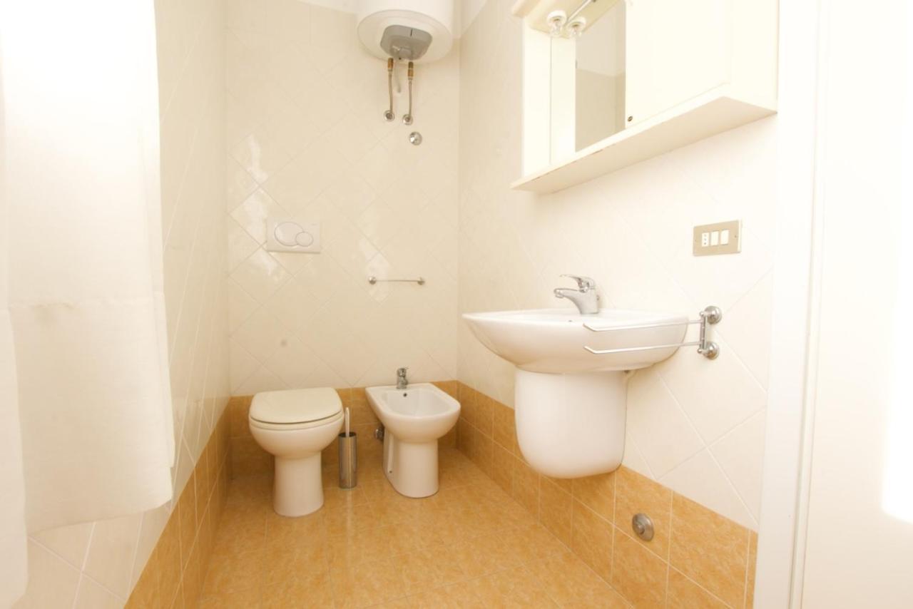 Bagni Miramare - Home Immobiliare Jesolo Buitenkant foto