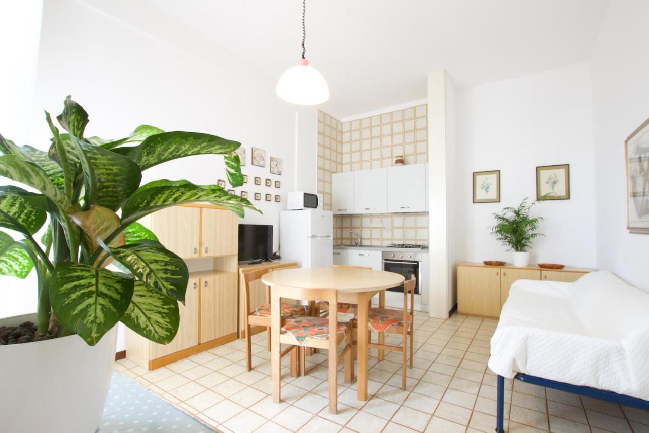 Bagni Miramare - Home Immobiliare Jesolo Buitenkant foto