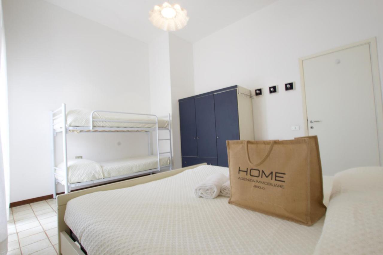 Bagni Miramare - Home Immobiliare Jesolo Buitenkant foto