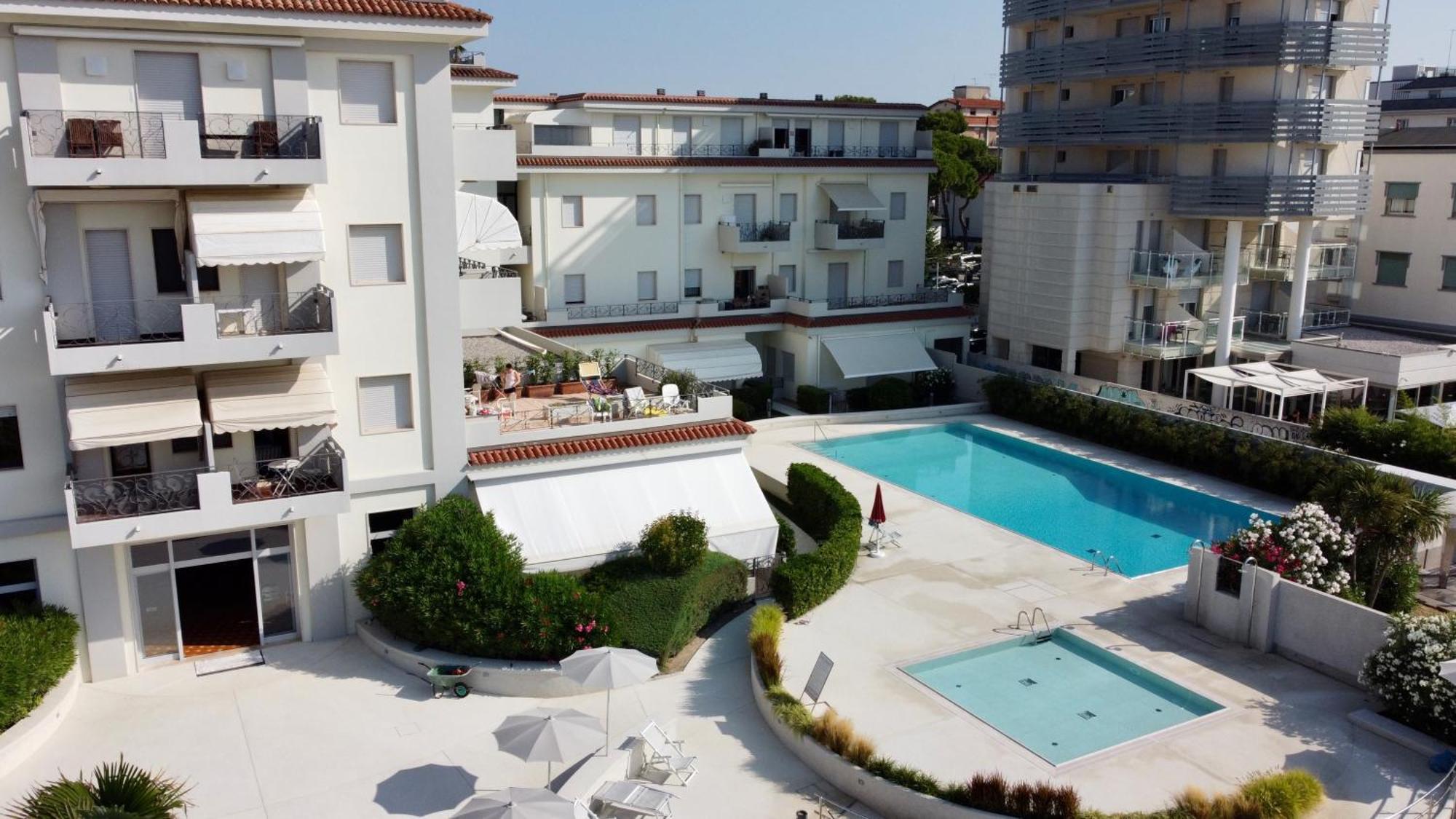 Bagni Miramare - Home Immobiliare Jesolo Buitenkant foto